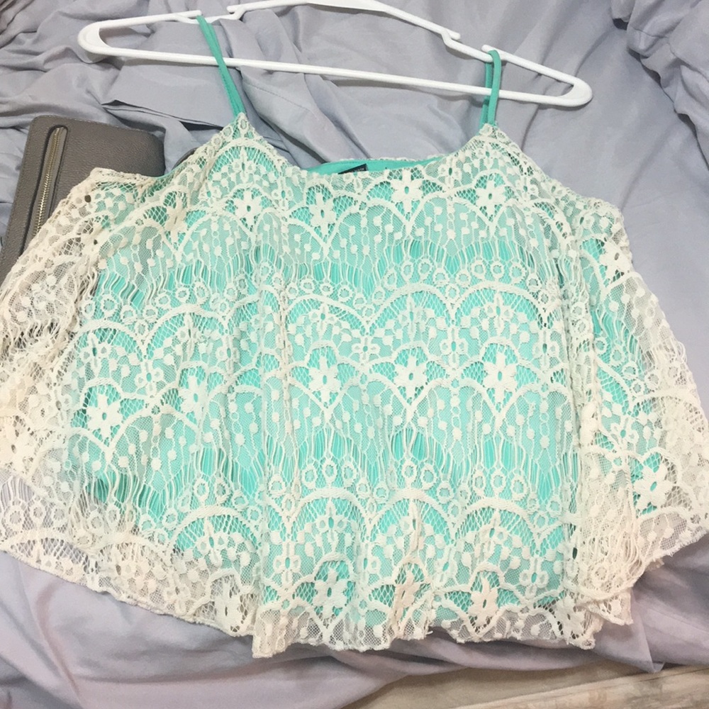 crop top